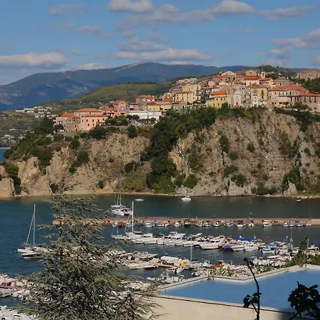 Cilentosia Bed and Breakfast 4*